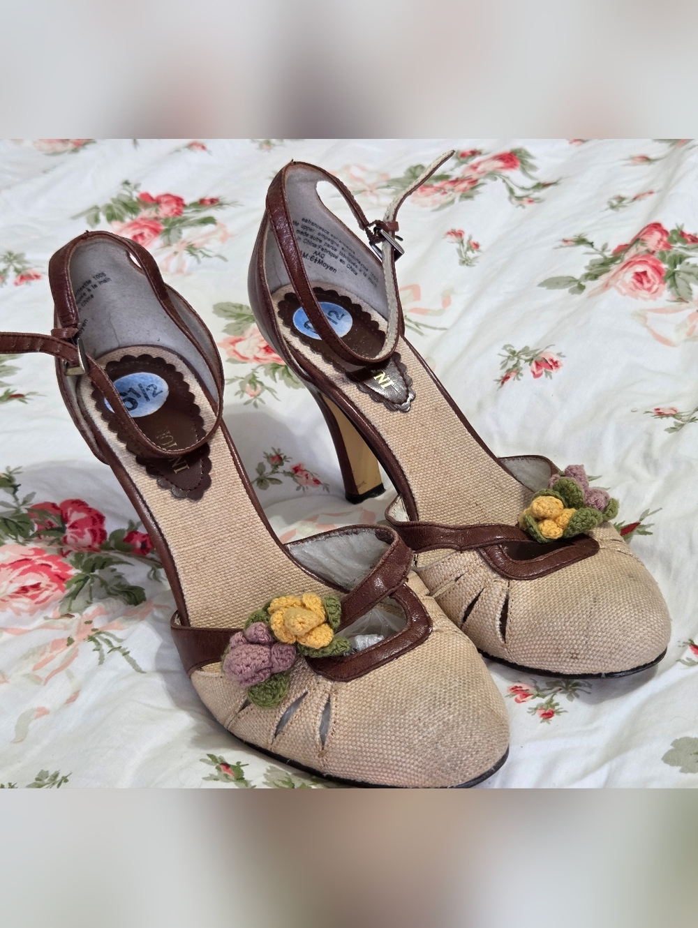 Vintage ENZO ANGIOLINI 🌸 Crochet Flower Canvas D’Orsay Heels 6.5/7 Cottagecore